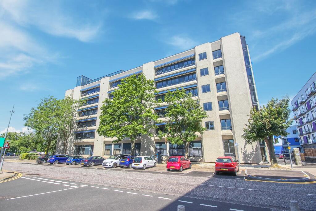 4 bed Apartment for rent in Stevenage. From Anthony Lettings Ltd