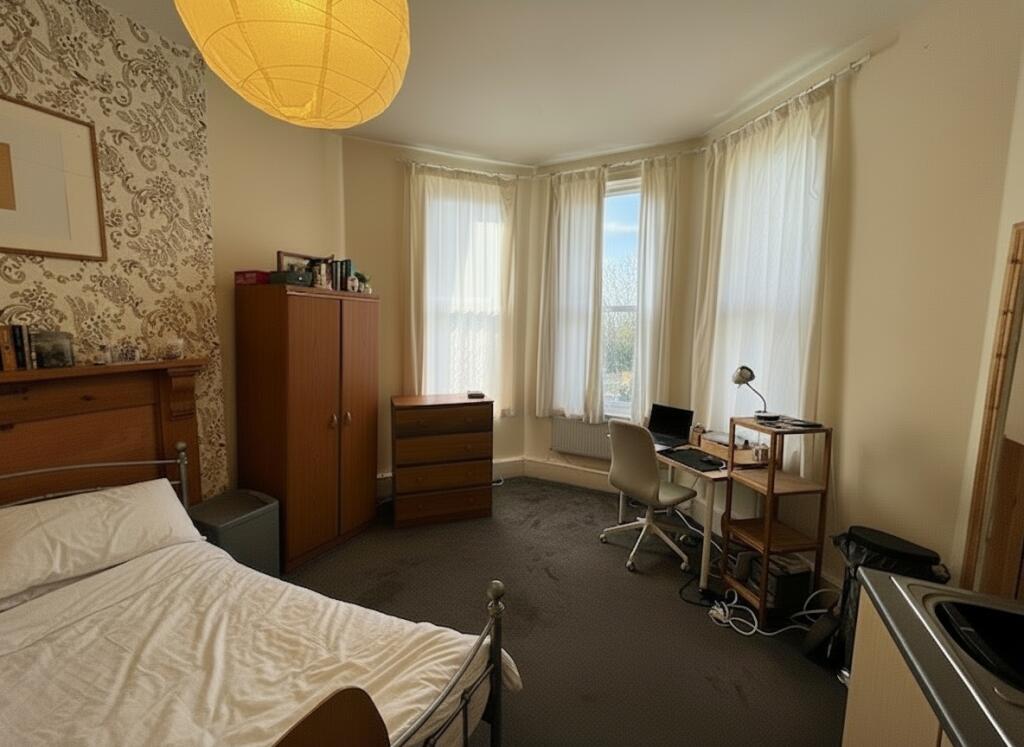 1 bed Detached for rent in Bristol. From Purple Frog Property Ltd - Bristol