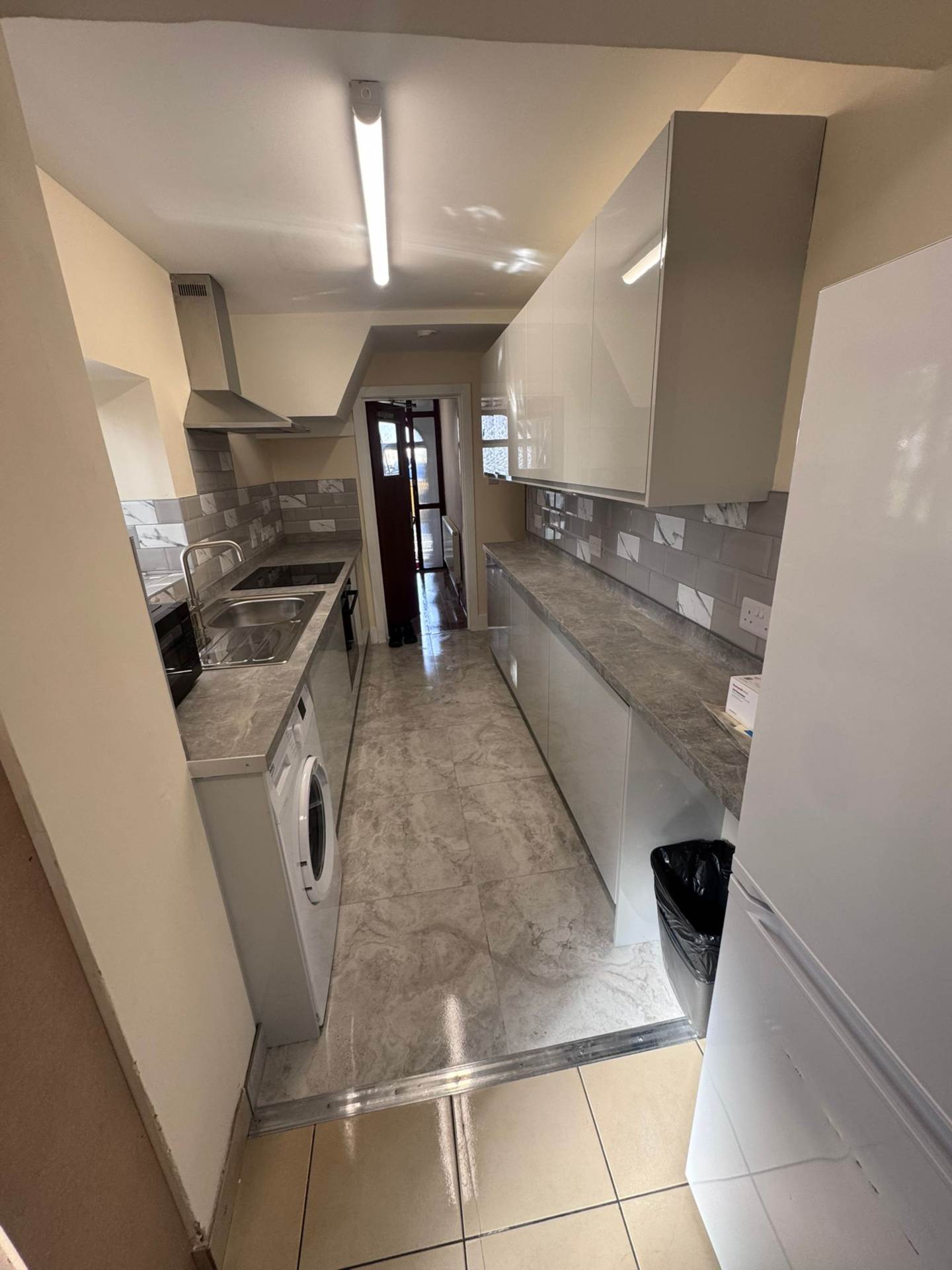 4 bed Semi Detached for rent in Oxford. From James C Penny Estate Agents - East Oxford 4 bed Semi Detached for rent in Oxford. From James C Penny Estate Agents - East Oxford