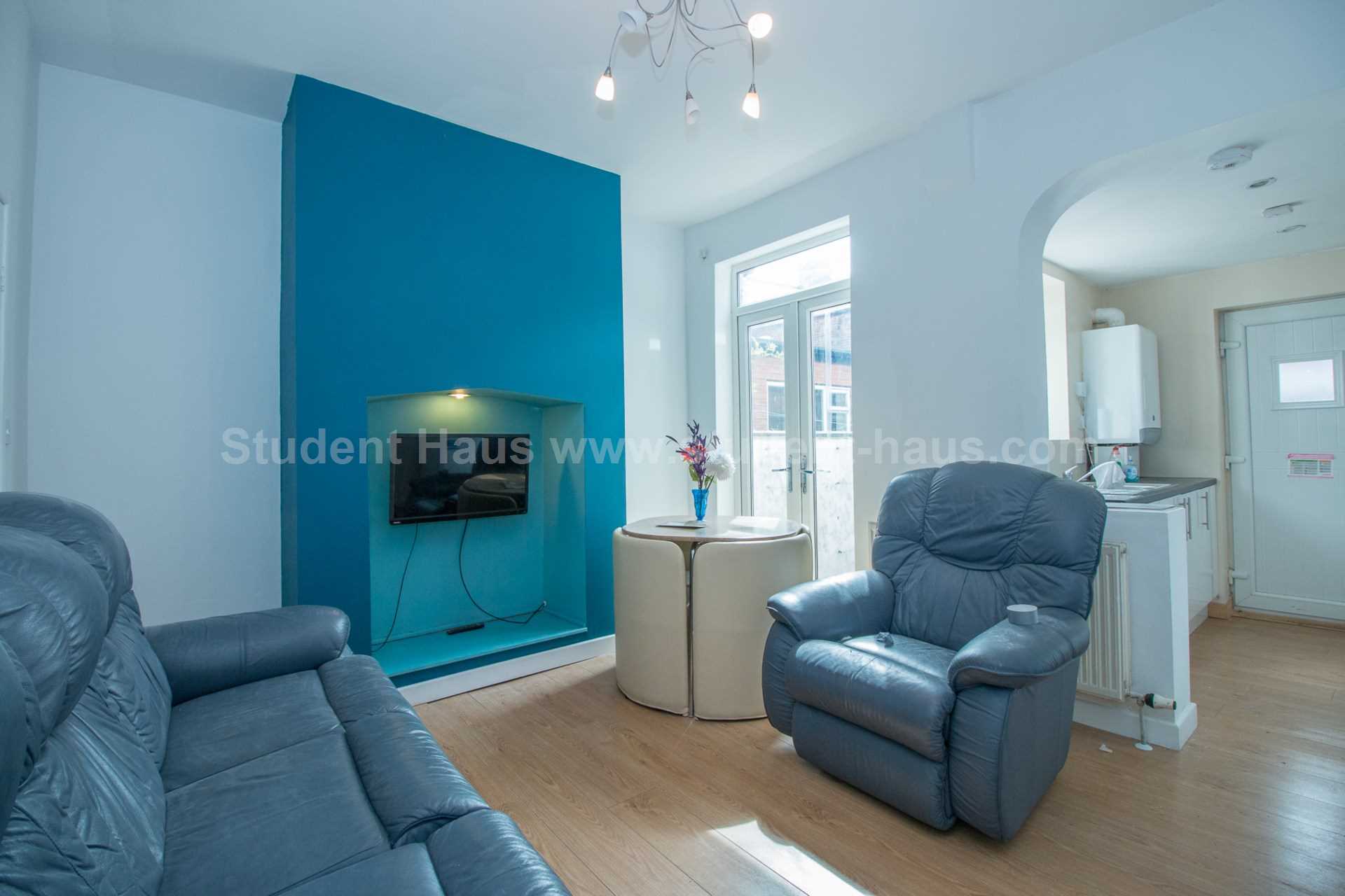 3 bed House (unspecified) for rent in Salford. From Student Haus