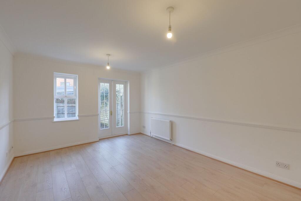 2 bed Mid Terraced House for rent in London. From Stanford Estates - Hither Green