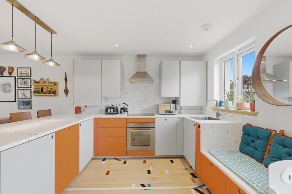 5 bed Town House for rent in Cambuskenneth. From FORTH RESIDENTIAL - Stirling