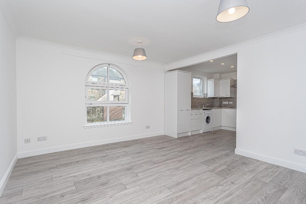 2 bed 1st Floor Flat for rent in Cambusbarron. From FORTH RESIDENTIAL - Stirling