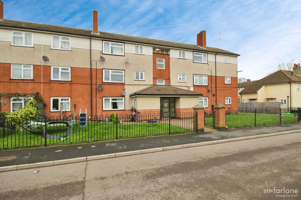 2 bed 1st Floor Flat for rent in Swindon. From McFarlane Sales & Lettings - Old Town Office - Swindon