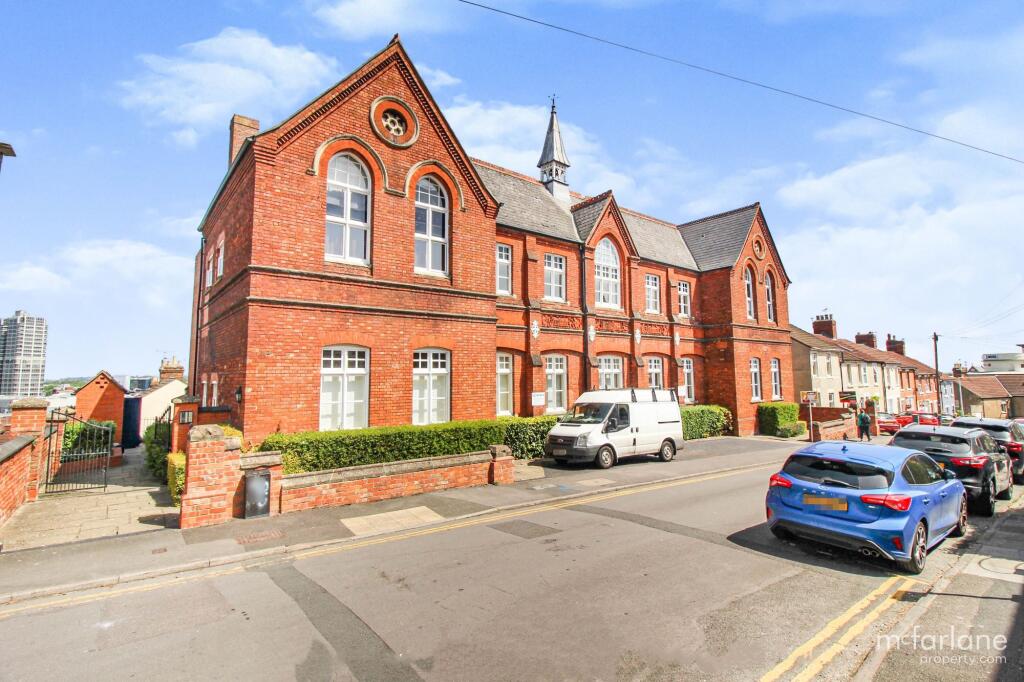 2 bed Apartment for rent in Swindon. From McFarlane Sales & Lettings - Old Town Office - Swindon