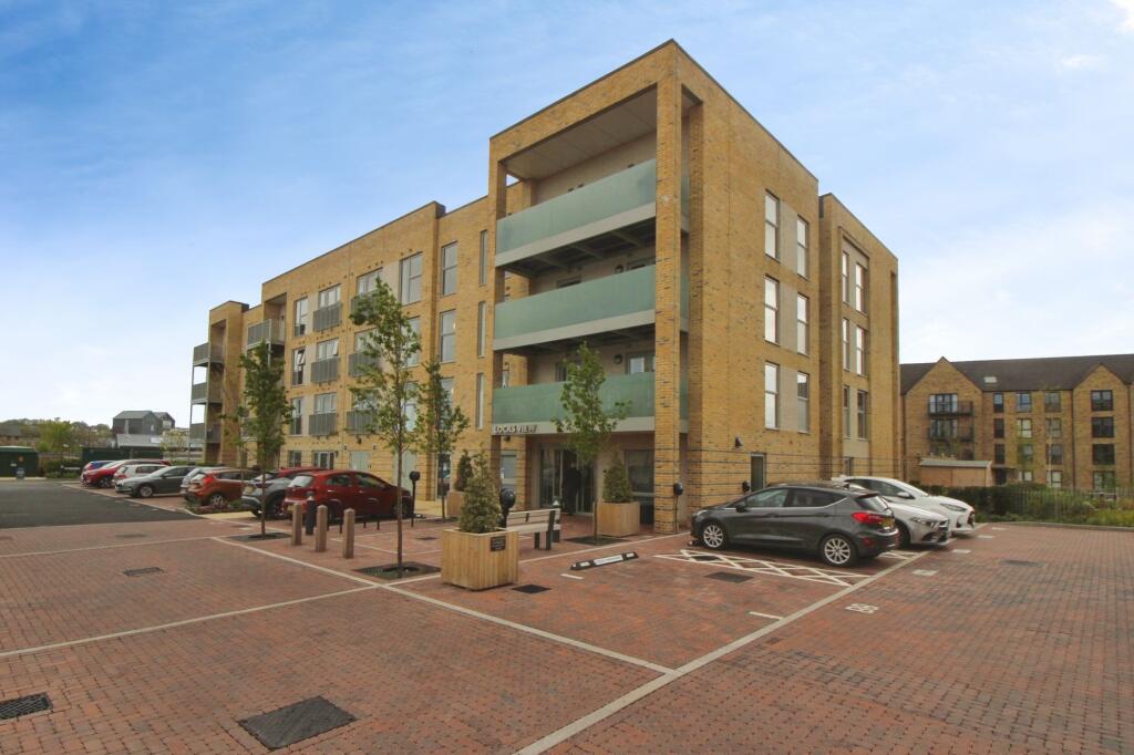 1 bed Apartment for rent in . From McFarlane Sales & Lettings - Old Town Office - Swindon