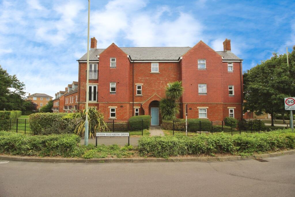 2 bed Apartment for rent in Blunsdon St Andrew. From McFarlane Sales & Lettings - Old Town Office - Swindon