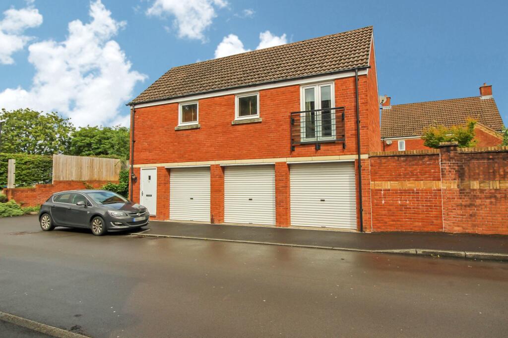 1 bed Coach House for rent in Swindon. From McFarlane Sales & Lettings - Old Town Office - Swindon