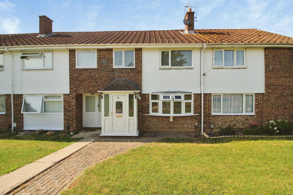3 bed Mid Terraced House for rent in Stratton St Margaret. From McFarlane Sales & Lettings - Old Town Office - Swindon