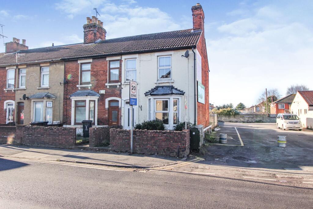 3 bed End of Terrace for rent in Swindon. From McFarlane Sales & Lettings - Old Town Office - Swindon