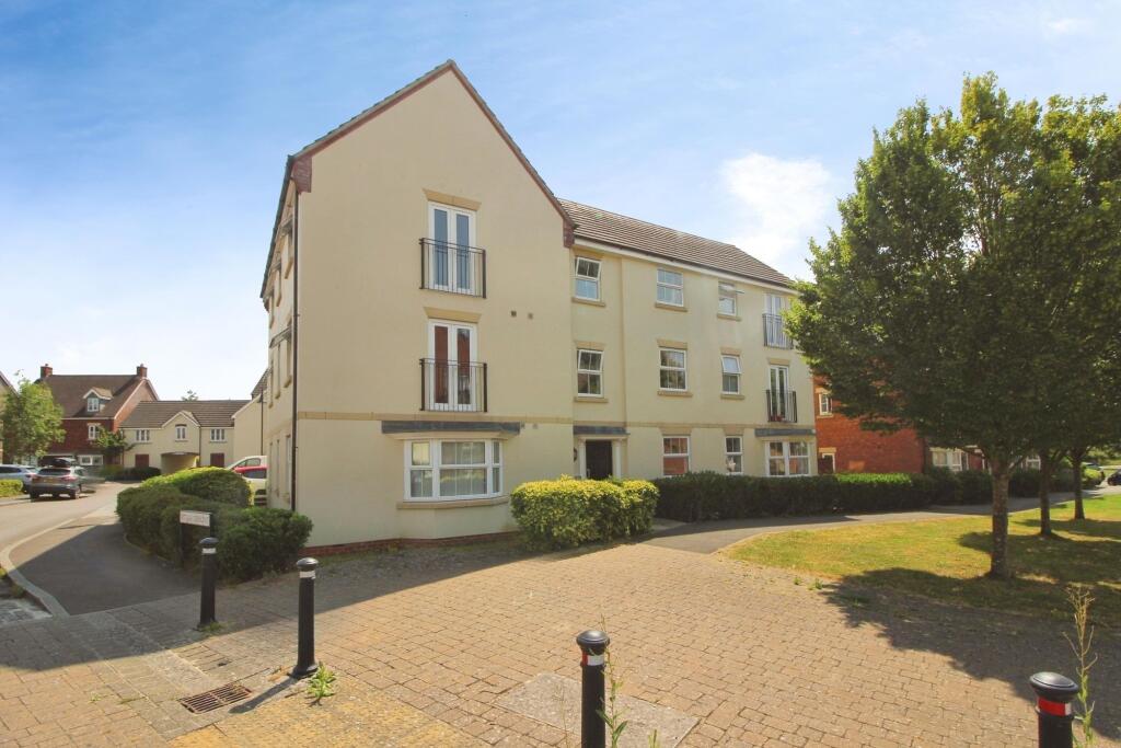 2 bed Apartment for rent in Blunsdon St Andrew. From McFarlane Sales & Lettings - Old Town Office - Swindon