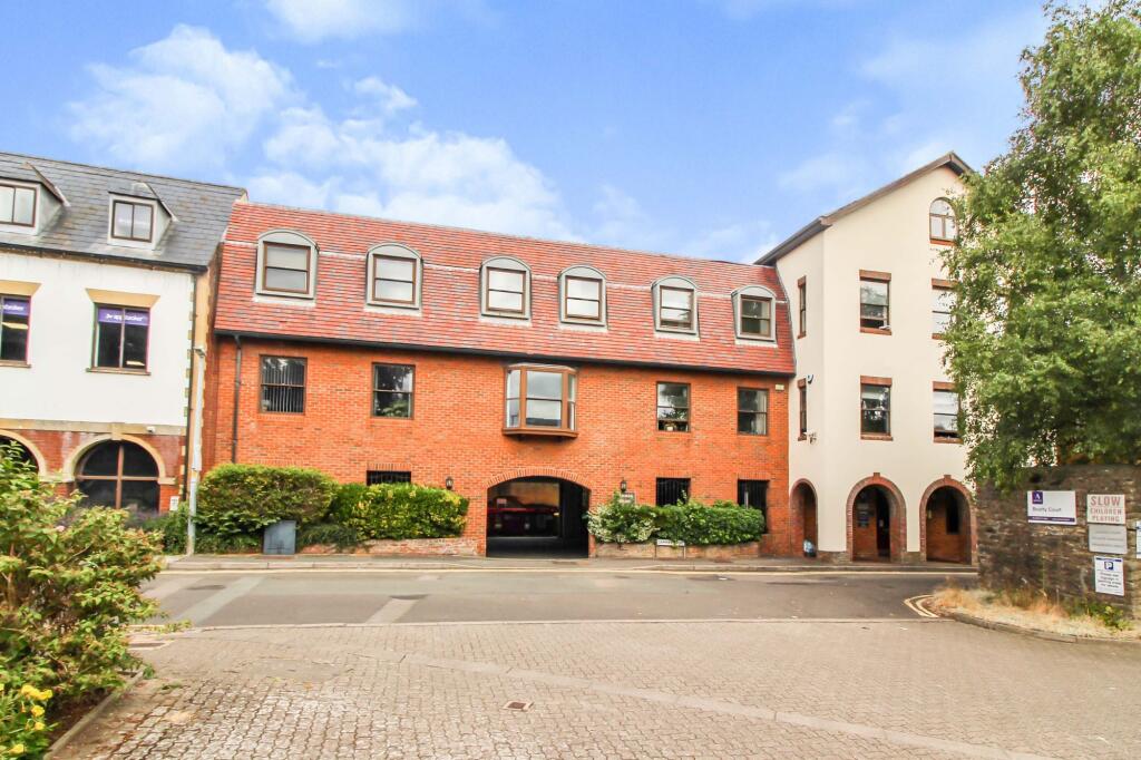 2 bed Apartment for rent in Swindon. From McFarlane Sales & Lettings - Old Town Office - Swindon