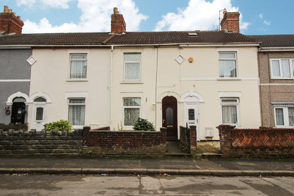 2 bed Mid Terraced House for rent in Swindon. From McFarlane Sales & Lettings - Old Town Office - Swindon