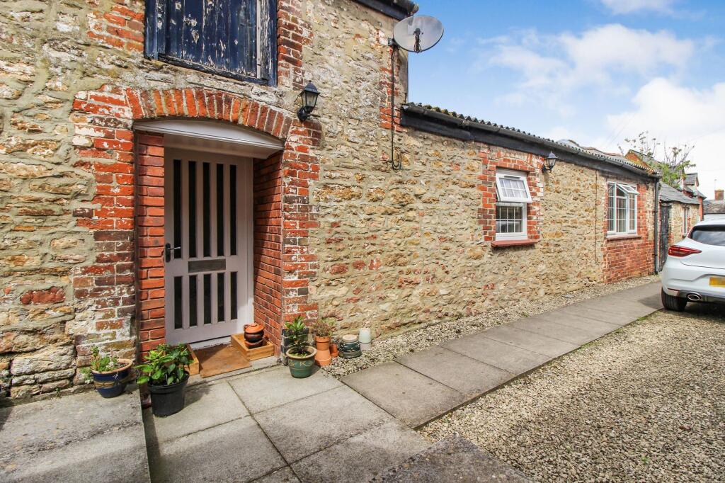 1 bed Annexe for rent in Highworth. From McFarlane Sales & Lettings - Old Town Office - Swindon