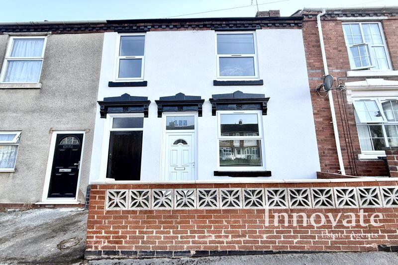 3 bed Mid Terraced House for rent in Oldbury. From Innovate Estate Agents - Oldbury