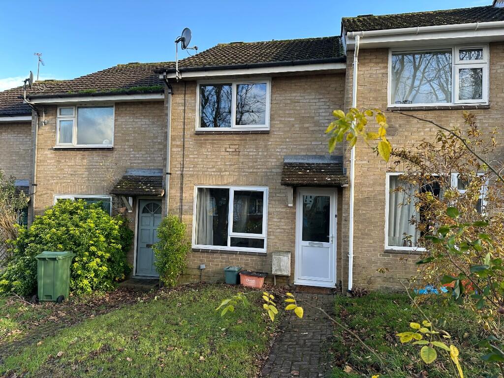 2 bed Mid Terraced House for rent in Highworth. From Samuel Miles - Highworth