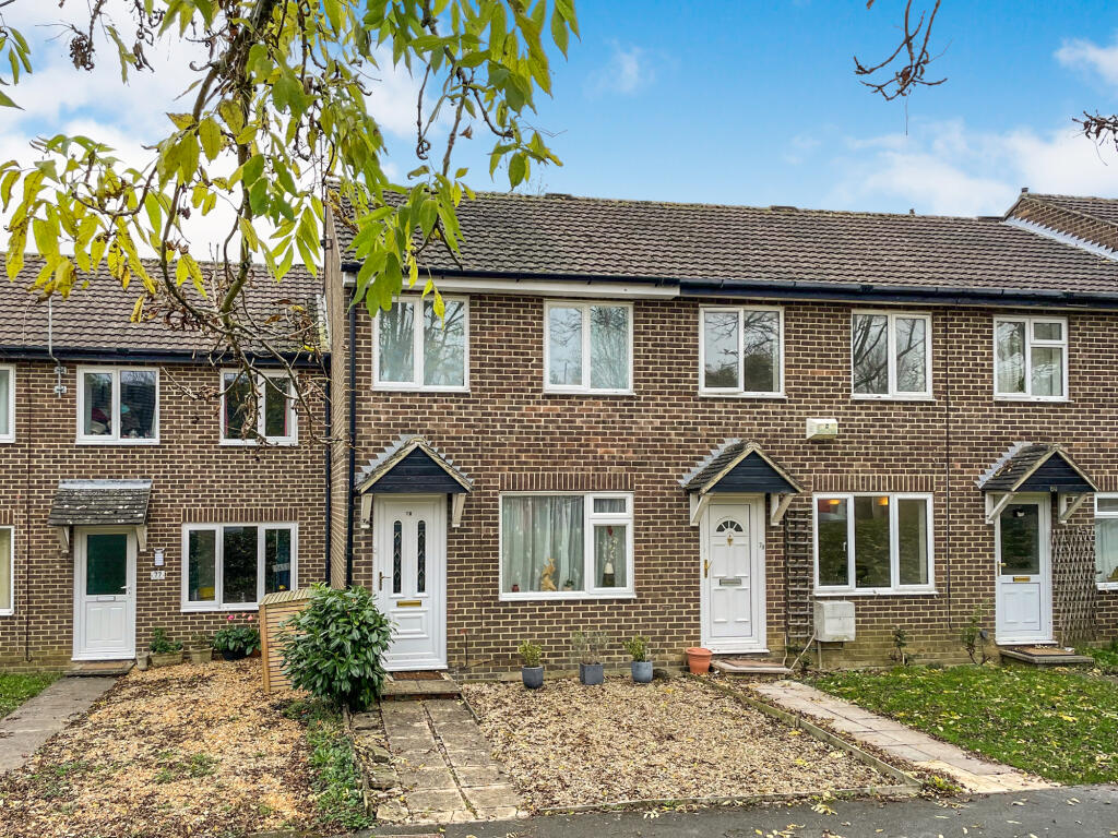 2 bed Mid Terraced House for rent in Highworth. From Samuel Miles - Highworth