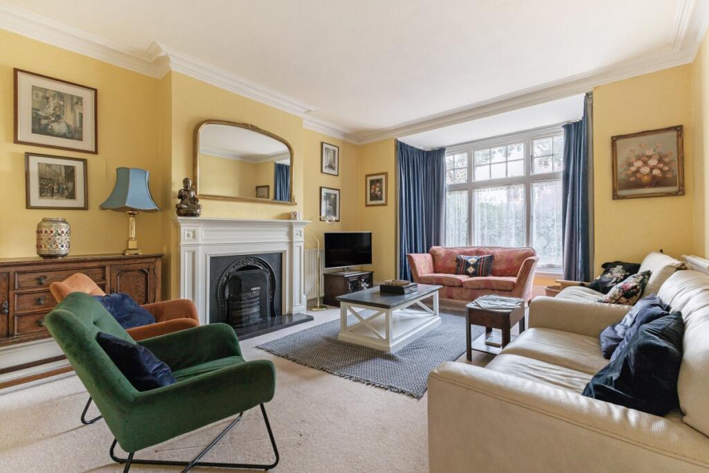 5 bed Semi Detached for rent in Elstree. From Hamptons International