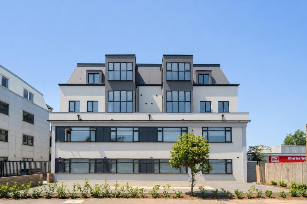 1 bed Apartment for rent in Borehamwood. From Hamptons International