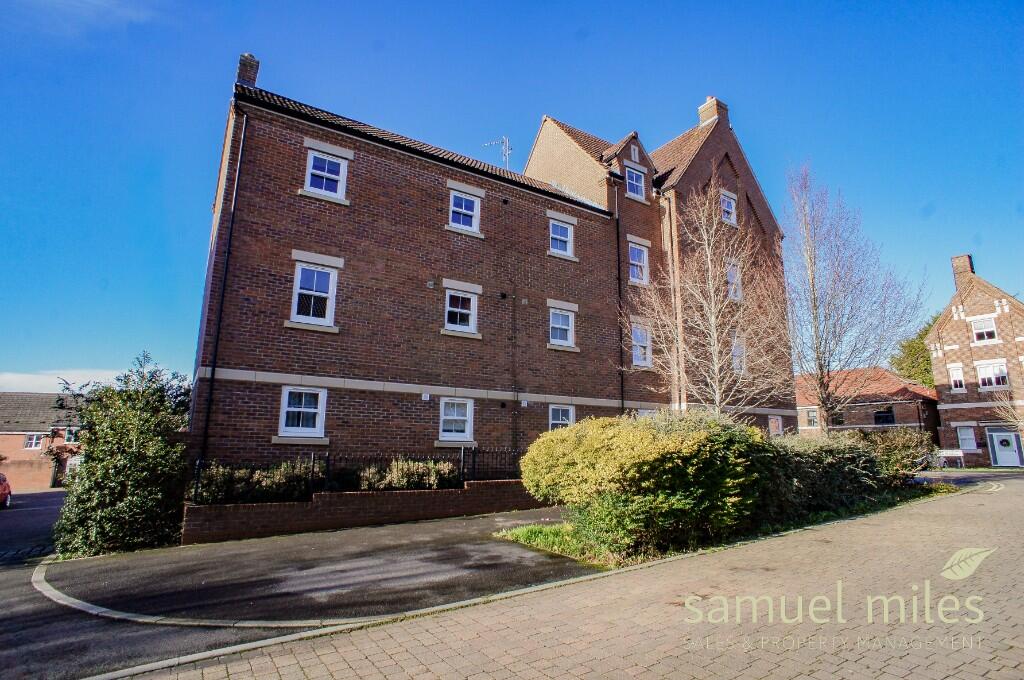 2 bed 1st Floor Flat for rent in Royal Wootton Bassett. From Samuel Miles - Royal Wootton Bassett