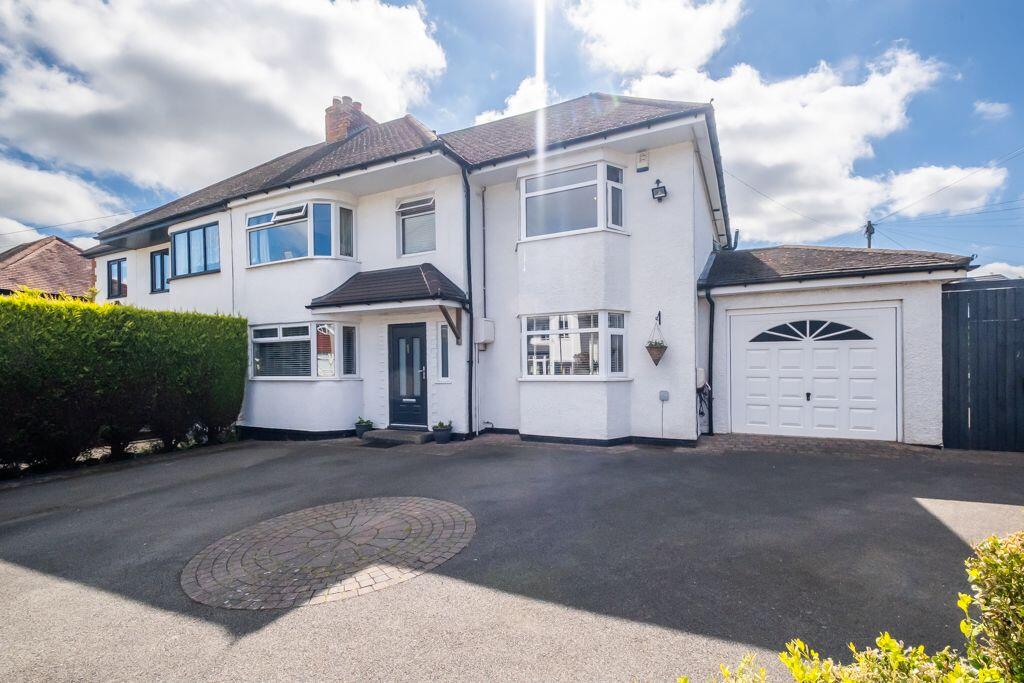 5 bed Semi Detached for rent in Little Aston. From Springers - Great Barr 5 bed Semi Detached for rent in Little Aston. From Springers - Great Barr