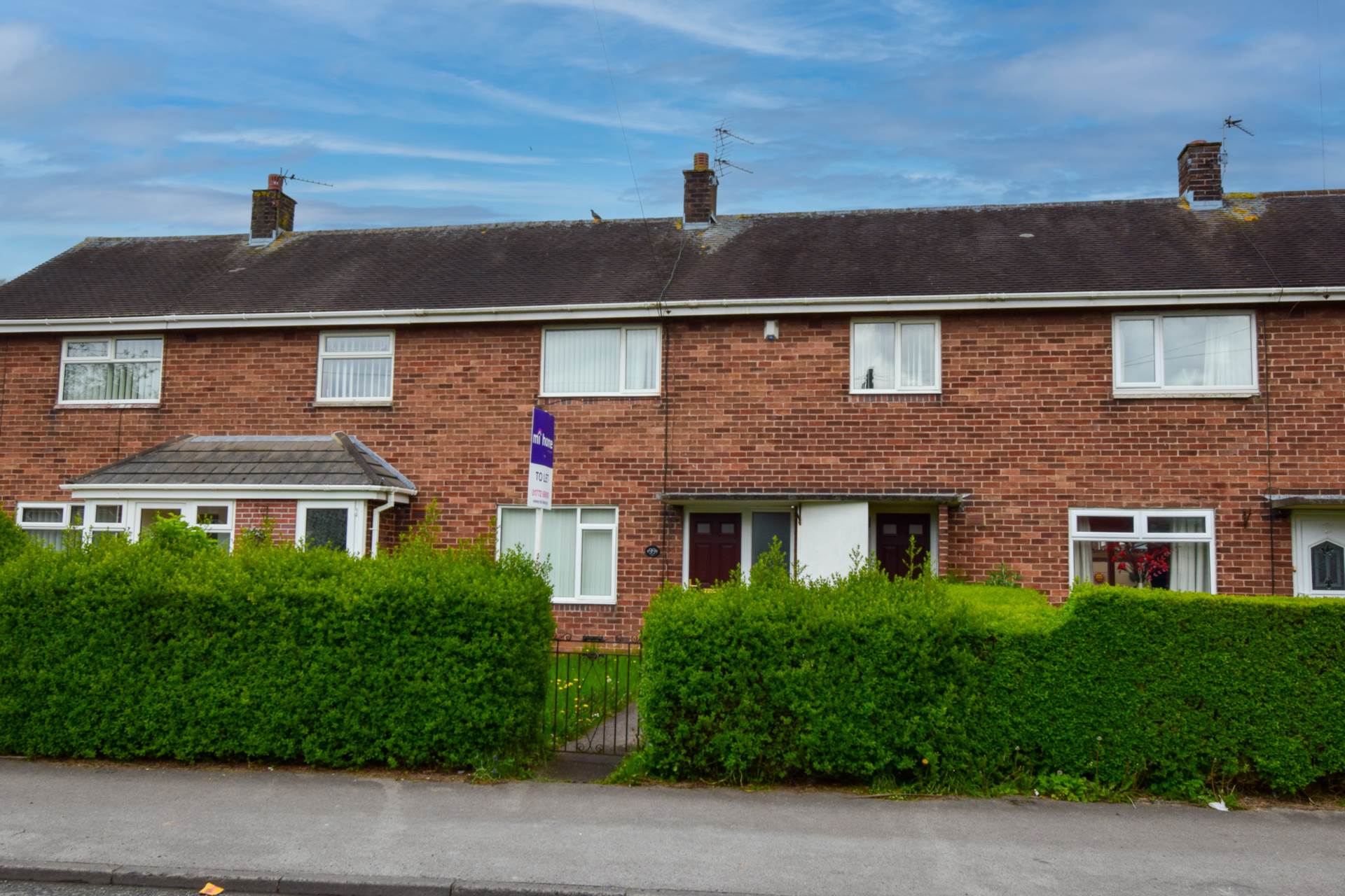 3 bed Mid Terraced House for rent in Preston. From Mi Home Estate Agents