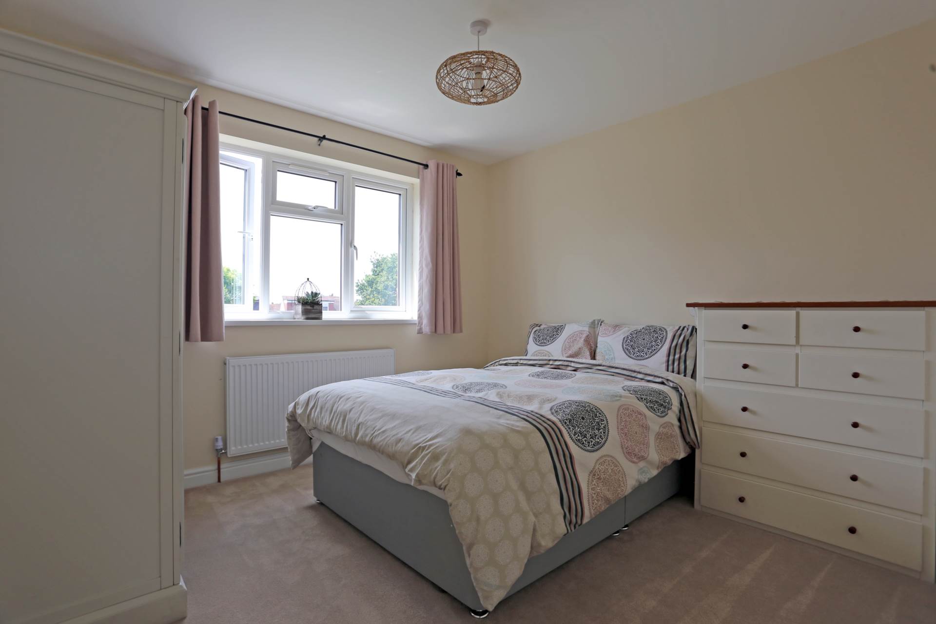 0 bed House Share for rent in Romford. From Real Move Estates