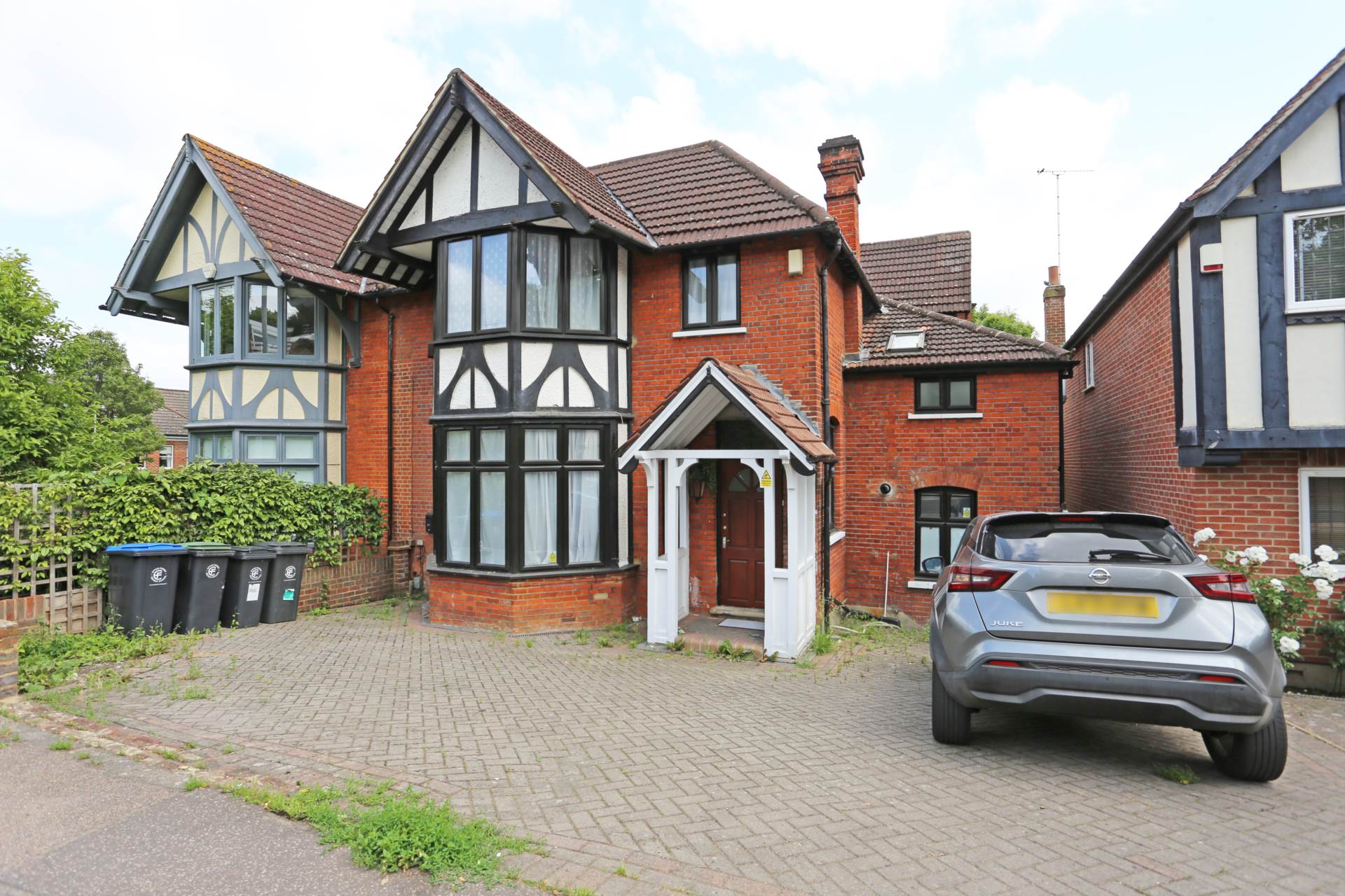 8 bed Semi Detached for rent in Loughton. From Real Move Estates