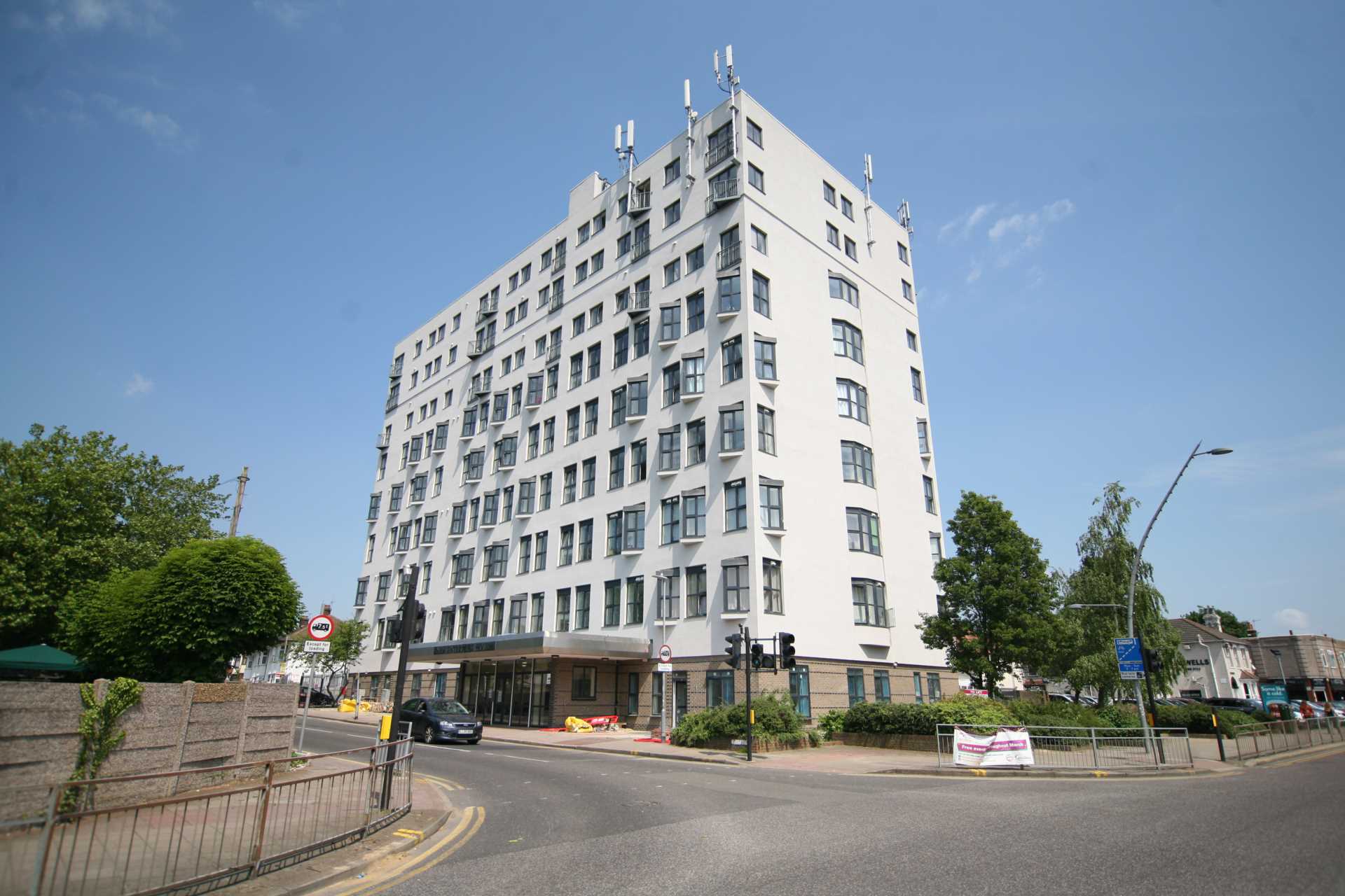 2 bed Apartment for rent in Romford. From Real Move Estates 2 bed Apartment for rent in Romford. From Real Move Estates