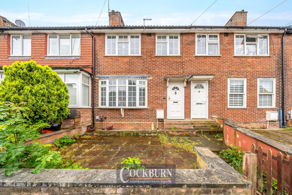 3 bed Mid Terraced House for rent in Eltham. From Cockburn Estate Agents - New Eltham