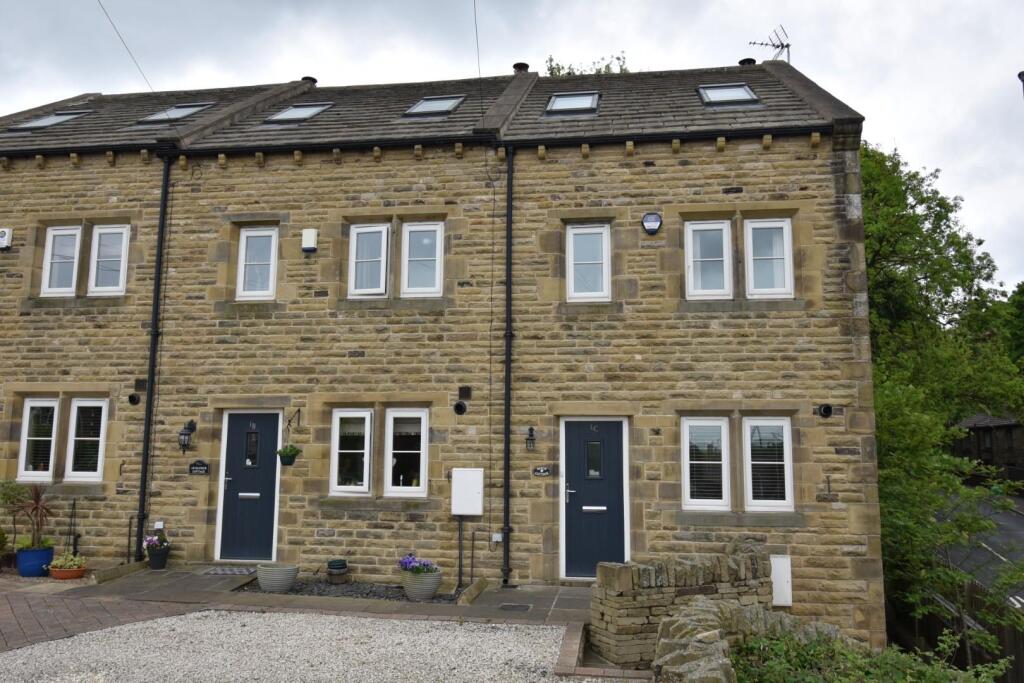 3 bed Cottage for rent in New Mill. From Martin Thornton Estates Agents - Huddersfield 3 bed Cottage for rent in New Mill. From Martin Thornton Estates Agents - Huddersfield