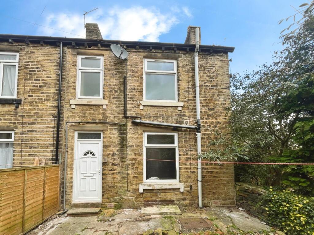 1 bed Mid Terraced House for rent in Huddersfield. From Martin Thornton Estates Agents - Huddersfield
