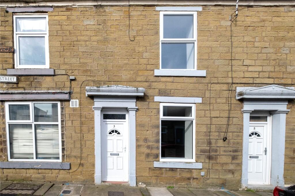 1 bed Mid Terraced House for rent in Clayton-le-Moors. From Property Shop - Sales & Lettings - Accrington