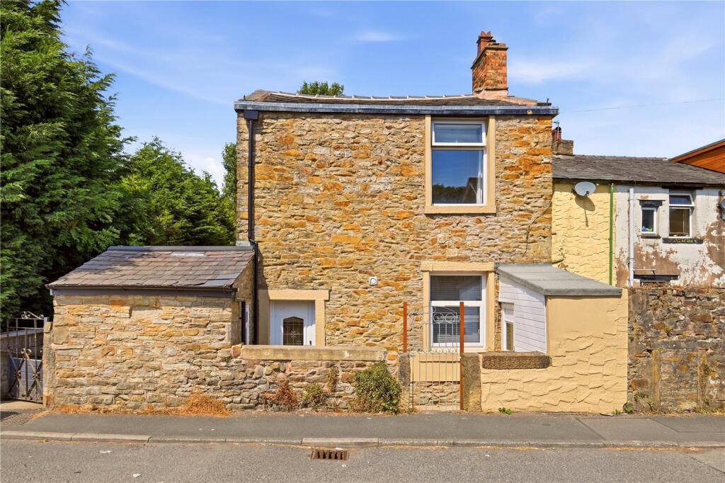 3 bed End of Terrace for rent in Oswaldtwistle. From Property Shop - Sales & Lettings - Accrington