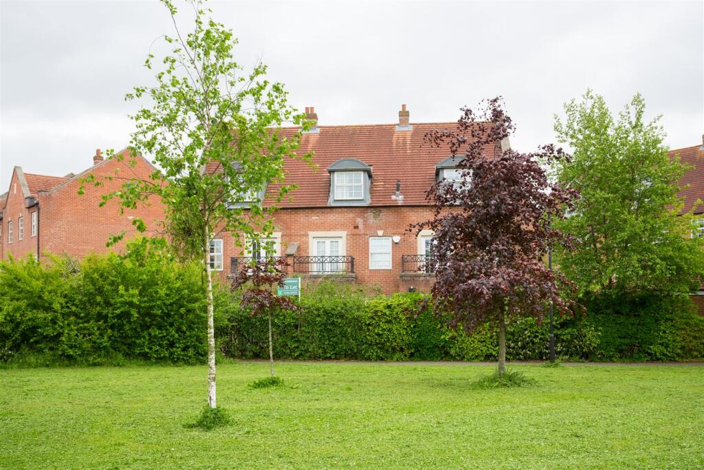3 bed Mid Terraced House for rent in Knapton. From Stephensons - York 3 bed Mid Terraced House for rent in Knapton. From Stephensons - York