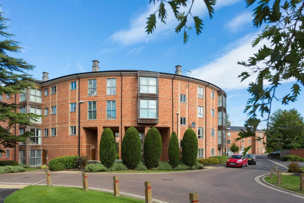 2 bed 1st Floor Flat for rent in York. From Stephensons - York
