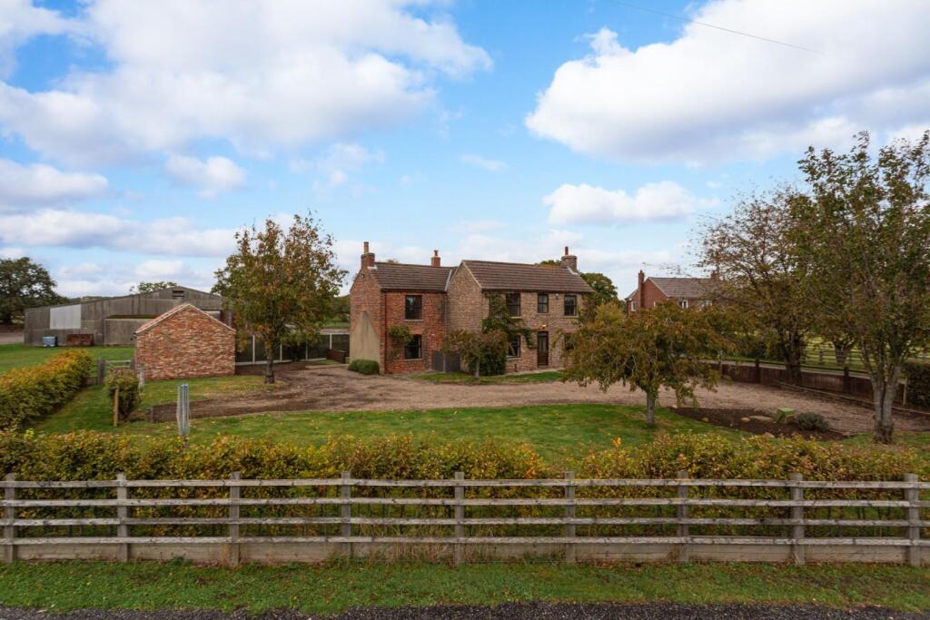 5 bed Detached for rent in Barlow. From Stephensons - York 5 bed Detached for rent in Barlow. From Stephensons - York