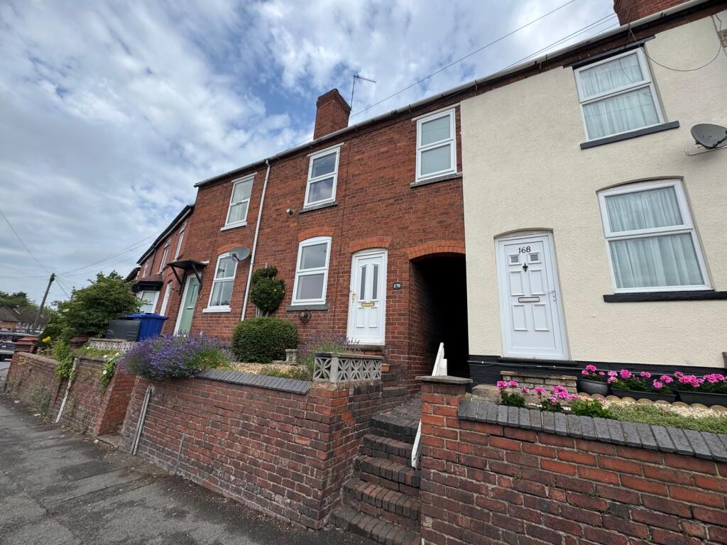 2 bed Mid Terraced House for rent in Halesowen. From Tonks & Firkin - Worcestershire
