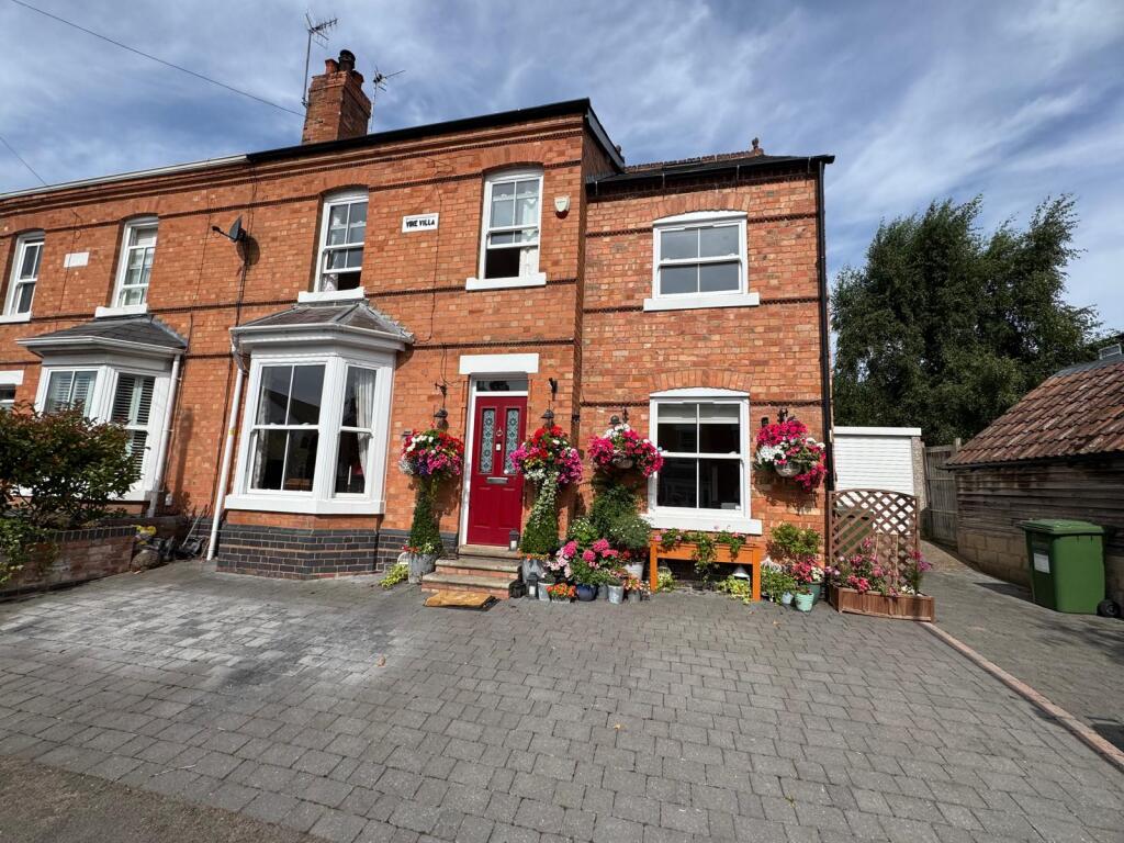 4 bed Semi Detached for rent in Droitwich Spa. From Tonks & Firkin - Worcestershire