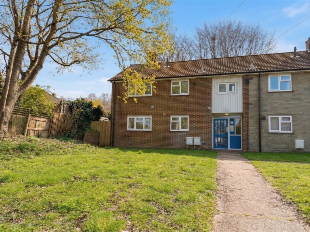 1 bed House (unspecified) for rent in Salisbury. From Whites - Salisbury