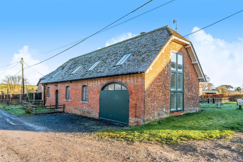 1 bed Barn Conversion for rent in Salisbury. From Whites - Salisbury