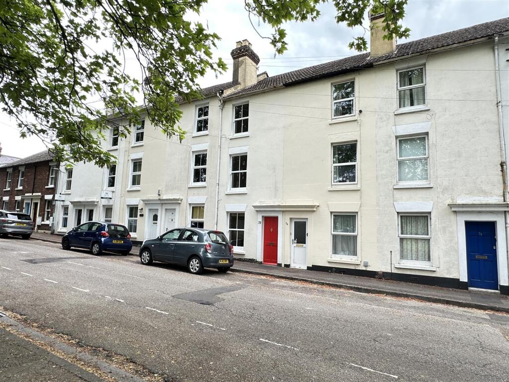 3 bed Town House for rent in Salisbury. From Whites - Salisbury
