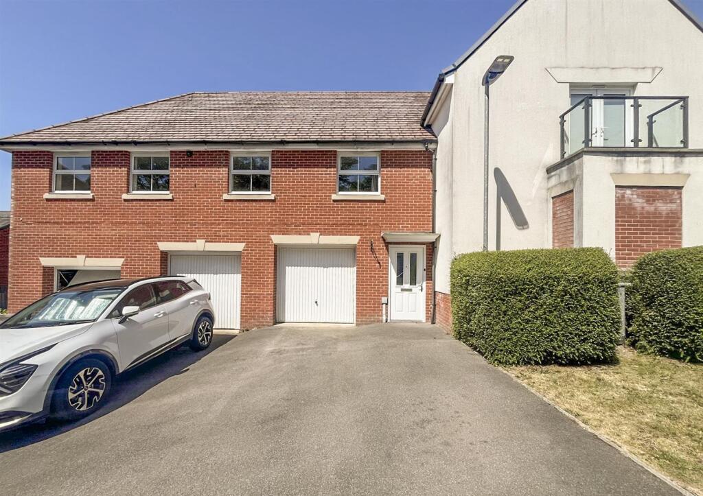2 bed 1st Floor Flat for rent in Salisbury. From Whites - Salisbury 2 bed 1st Floor Flat for rent in Salisbury. From Whites - Salisbury