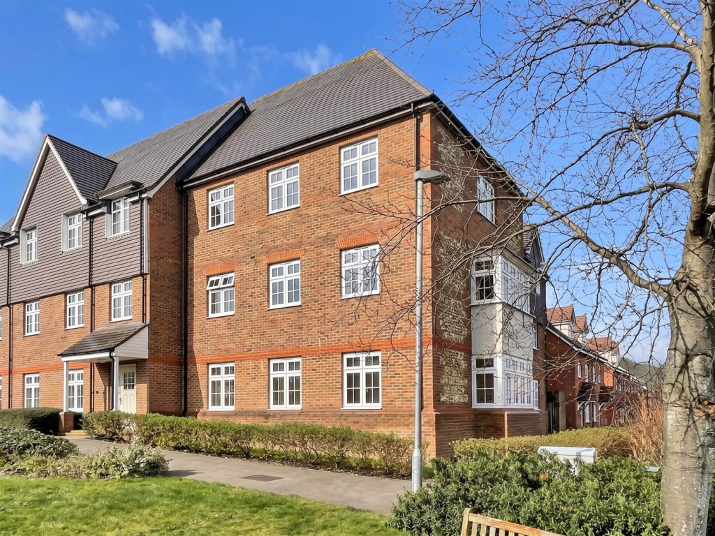 2 bed Apartment for rent in Wilton. From Whites - Salisbury 2 bed Apartment for rent in Wilton. From Whites - Salisbury