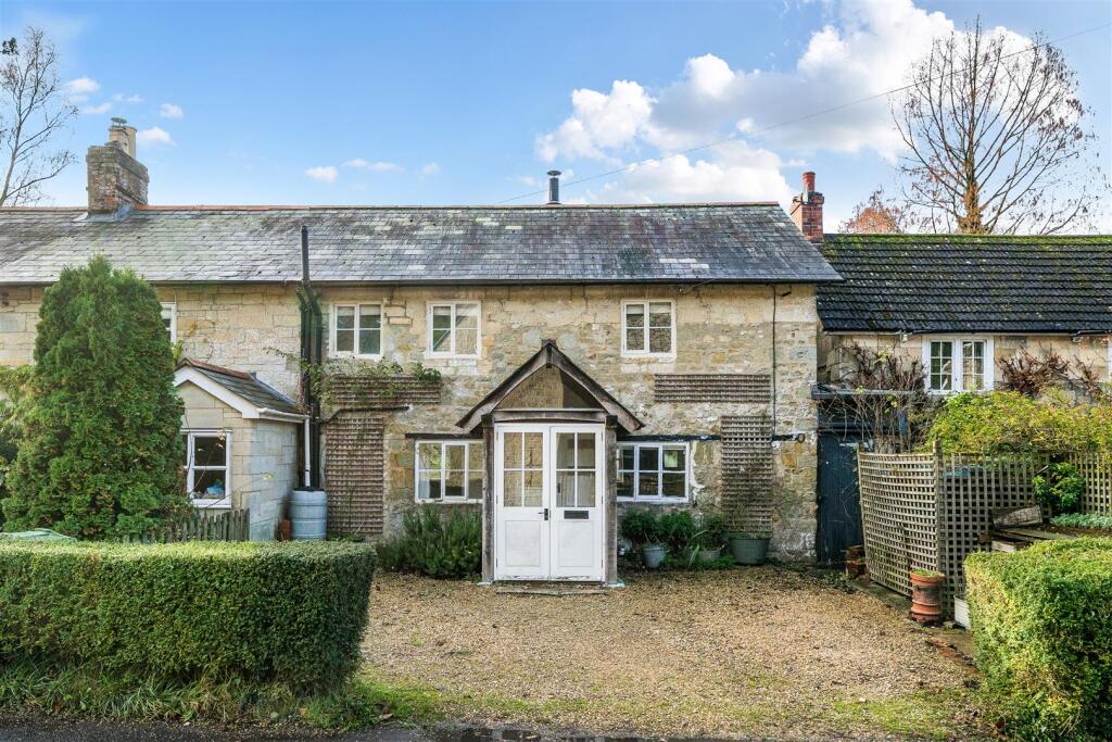 3 bed Cottage for rent in Salisbury. From Whites - Salisbury 3 bed Cottage for rent in Salisbury. From Whites - Salisbury