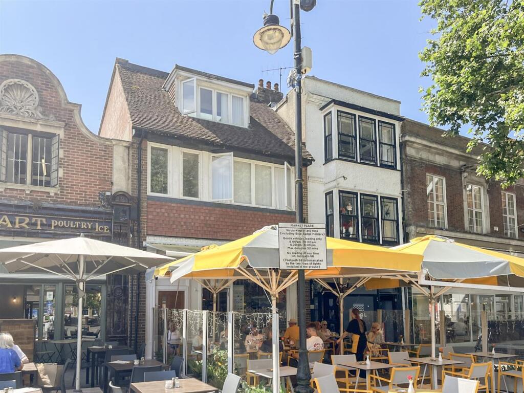 2 bed Apartment for rent in Salisbury. From Whites - Salisbury