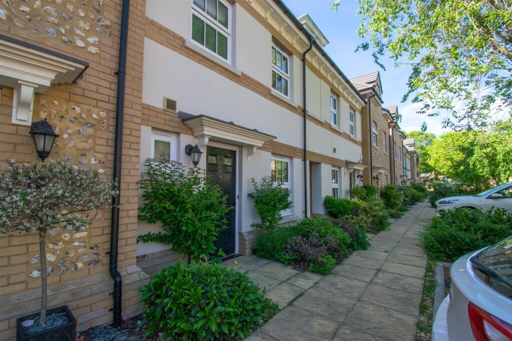 4 bed Town House for rent in Netherhampton. From Whites - Salisbury