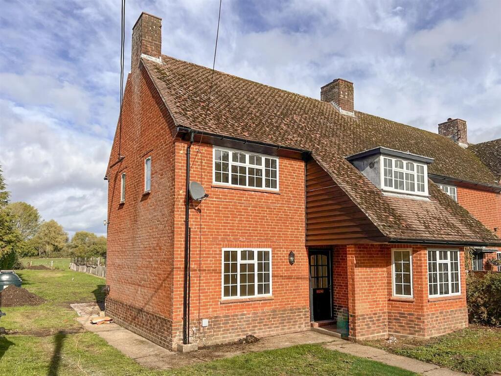 3 bed End of Terrace for rent in Charlton All Saints. From Whites - Salisbury