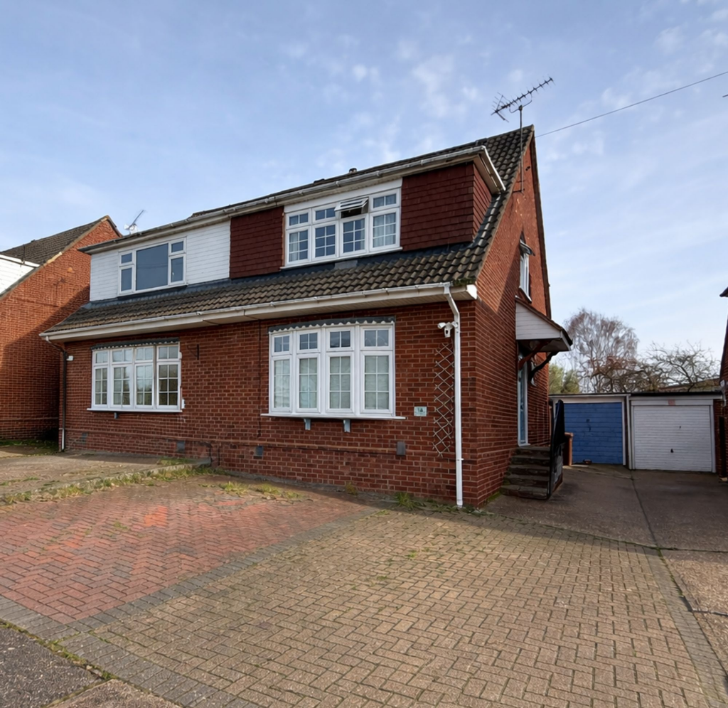 3 bed Semi Detached for rent in Corringham. From Howgates - Stanford Le Hope 3 bed Semi Detached for rent in Corringham. From Howgates - Stanford Le Hope
