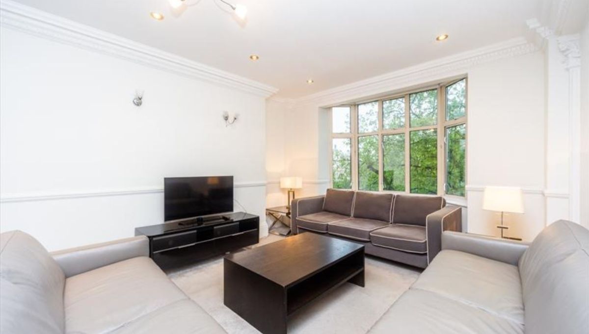 5 bed Apartment for rent in London. From Allen Goldstein